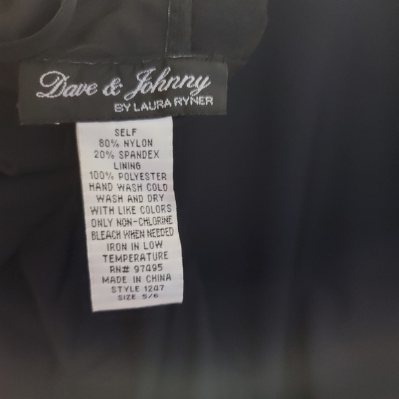 Formal Dress! Black, one shoulder, Dave & Johnny dress, size 5/6 - Picture 4 of 4